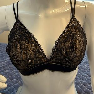 Lacey little black bra sz L